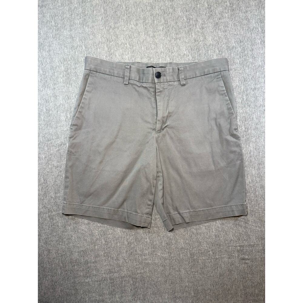 Banana Republic Men’s Aiden Shorts - Size 31/Light Grey/Flat Front/Button